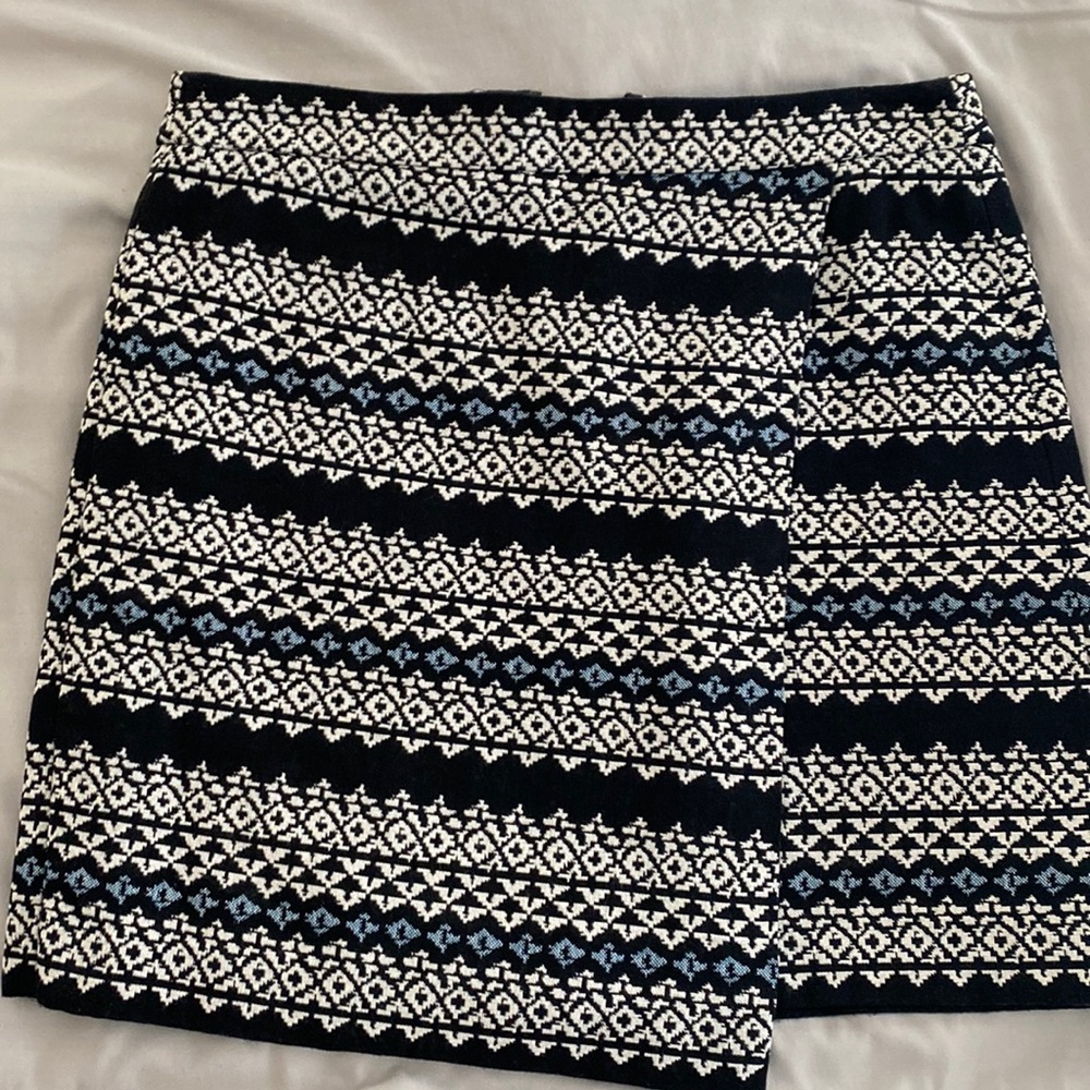 Loft pattern mini size 8